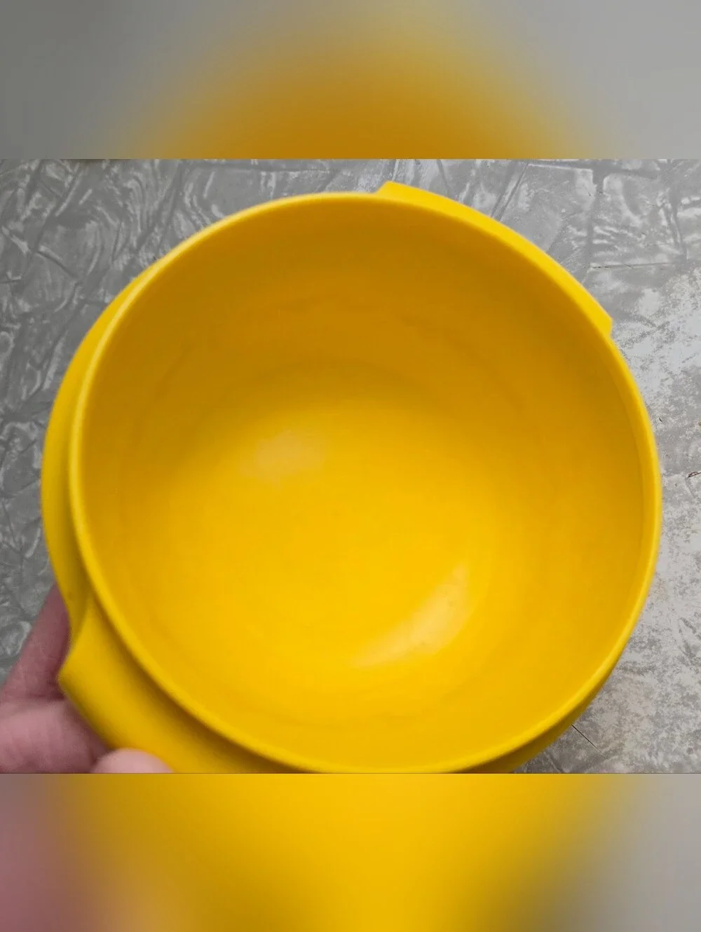 Vintage Tupperware Servalier Bowls Yellow Set Of 2 1323-8